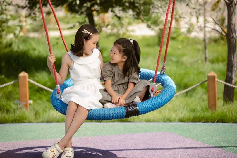 хотхондоо сургууль, цэцэрлэгтэй Garden city